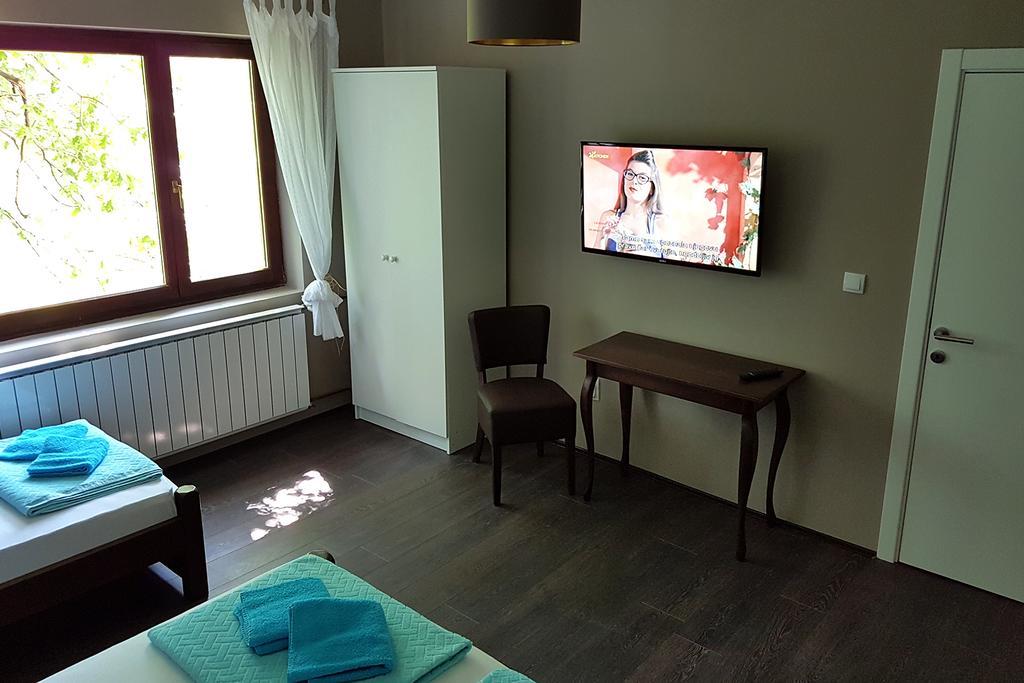 Apartmani Simic Valjevo Exteriér fotografie