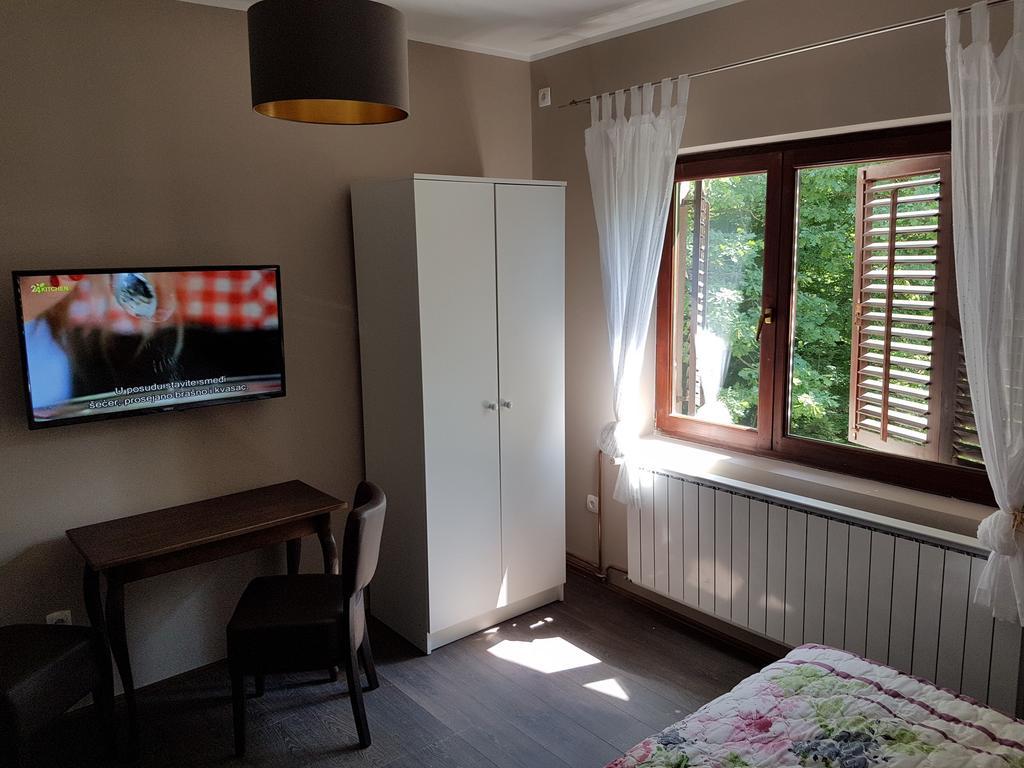 Apartmani Simic Valjevo Exteriér fotografie