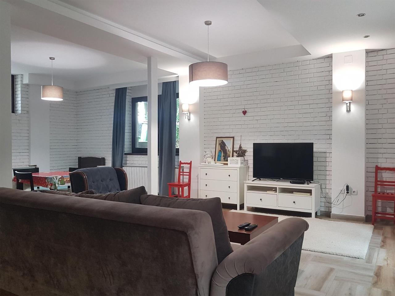 Apartmani Simic Valjevo Exteriér fotografie