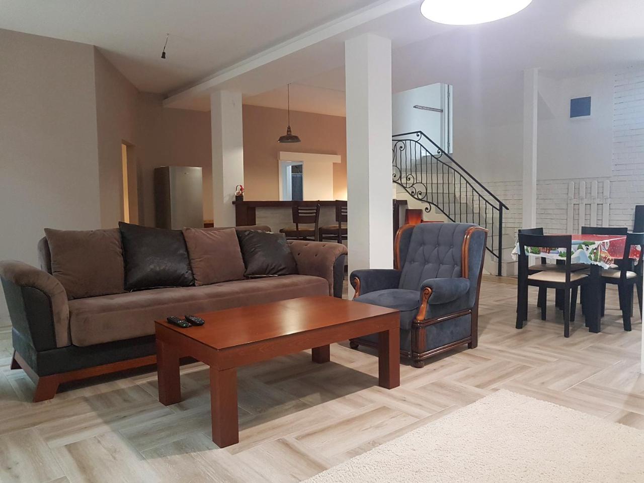 Apartmani Simic Valjevo Exteriér fotografie